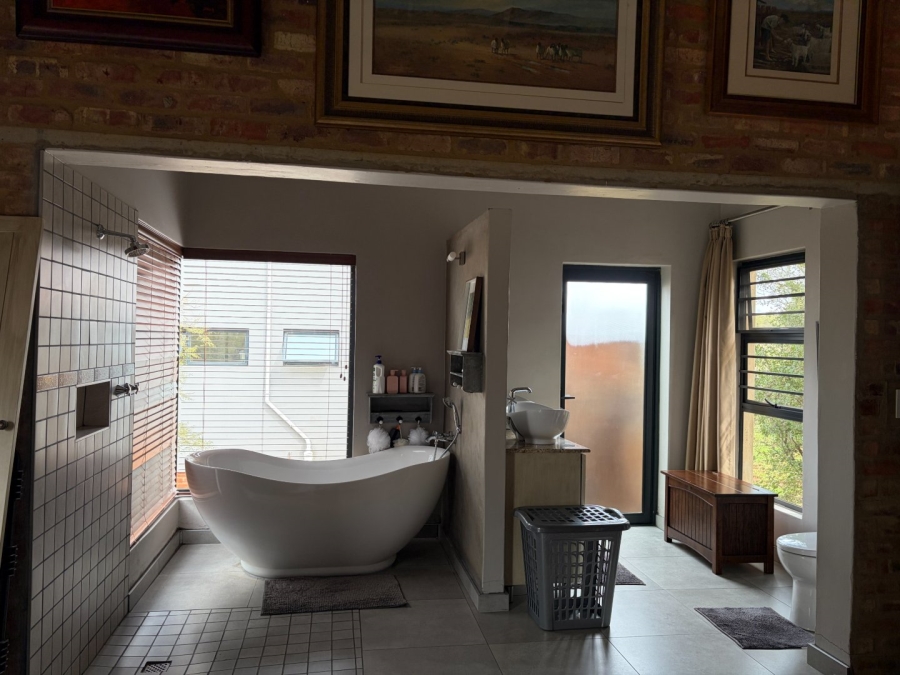 3 Bedroom Property for Sale in Lekwena Wildlife Estate North West